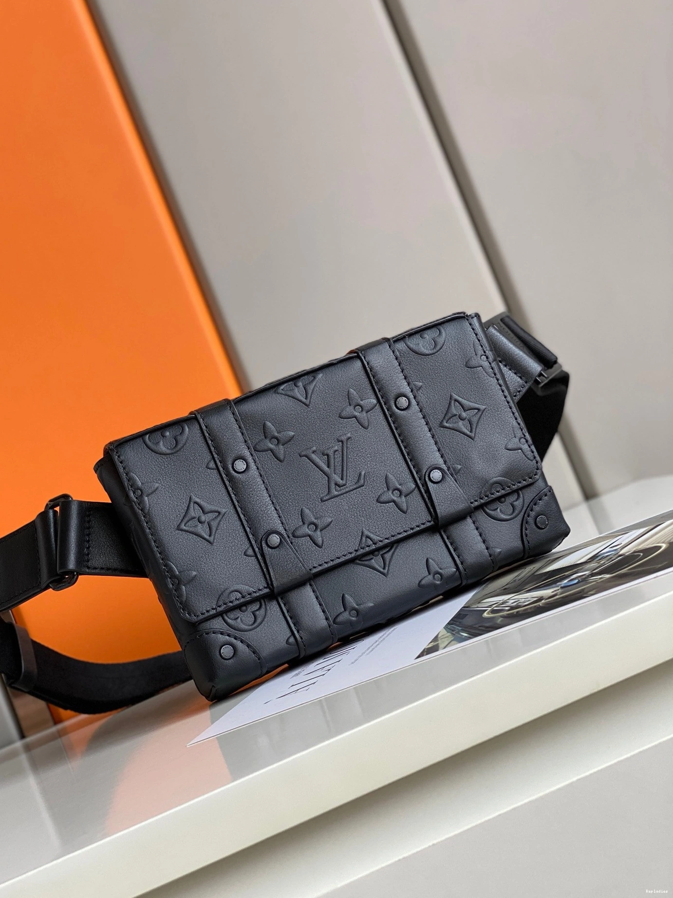 Cheap VUITTON TRUNK LOUIS SLINGBAG 0729